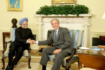 A file photo of Prime Minister Manmohan Singh with then US President George W Bush