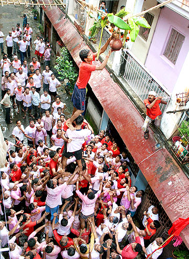 Dahi Handi celebrations in Mumbai