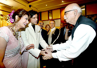 Former deputy prime minister and senior BJP leader L K Advani congratulates the newly wedded couple