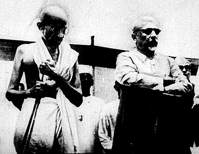 Maulana Abul Kalam Azad with Mahatma Gandhi