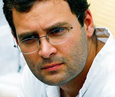 Rahul visits Shantiniketan