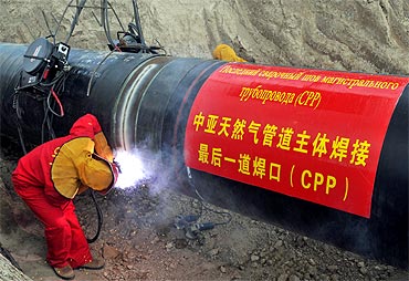 China leaves its imprint on the 1,833 km Central Asian pipeline