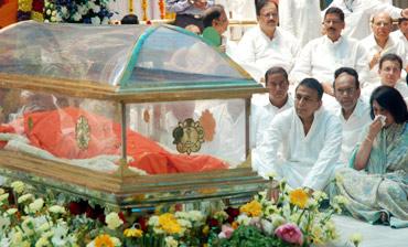 Former cricketer Sunil Gavaskar and his family at the venue