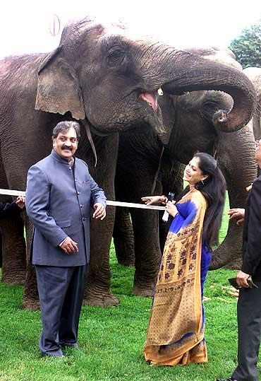 Gaj Singh of Jodhpur and Yashodara Raje of Gwalior in Berlin to mark India's 50th Republic Day