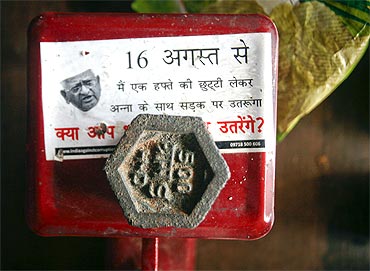 A sticker in support of Anna Hazare