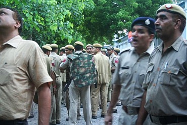 Nervous policemen at the Jantar Mantar