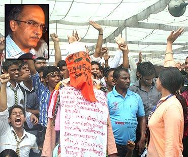 A scene from Ramlila Maidan and (inset) Prashant Bhushan