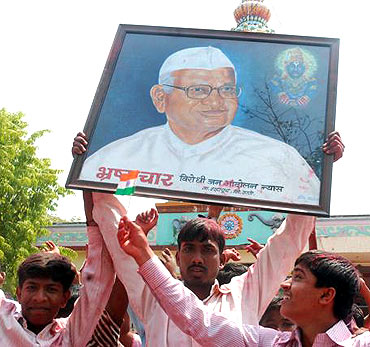 Anna Hazare's supporters