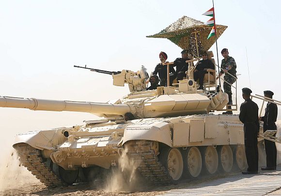President Pratibha Patil rides the T-90 tank