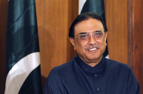 'Zardari will remain in hospital until investigations are complete'