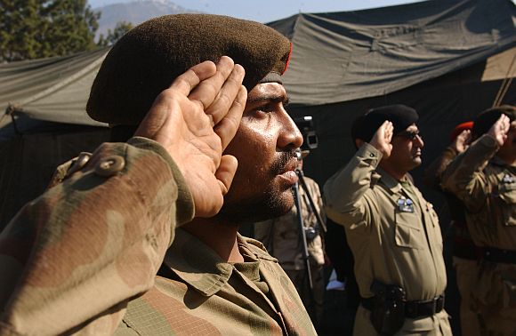 Pakistan to sack army chief Kayani, ISI boss Pasha?