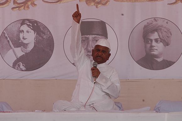 Anna Hazare at MMRDA grounds