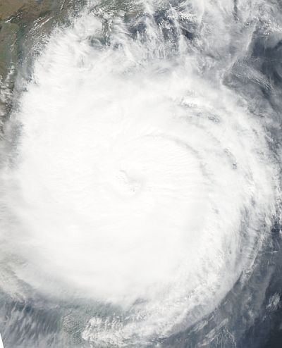 Cyclone Thane makes landfall in TN; 6 killed