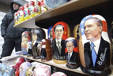 Russian dolls depicting US President Barack Obama and Chinese President Hu Jintao