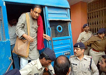 Dr Binayak Sen is brought to a court in Raipur