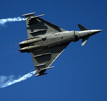 In PHOTOS: Moments from Aero-India 2011