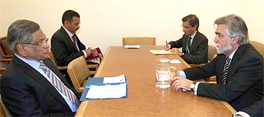 Foreign Minister S M Krishna with Portuguese Foreign Minister Luis Amado at the UN.