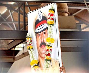'Karkare was being threatened by some right-wing activists'