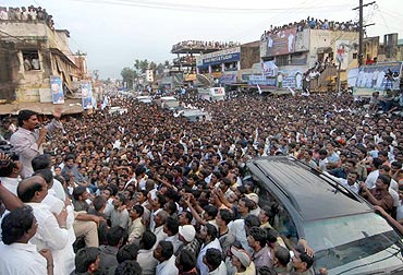 Thousands gather at Jagan Mohan Reddy's rally