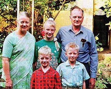 Missionary Graham Staines with his family