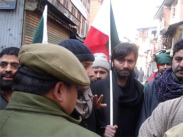 JKLF chairman Mohammad Yasin Malik arrested by the state police