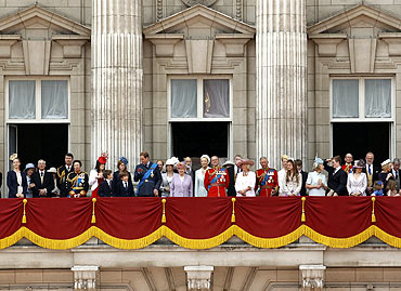 Britain's Queen Elizabeth, Prince Philip and other members of the royal family stand on the balcony of Buckingham Palace