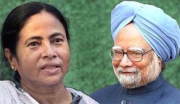 Prime Minister Manmohan Singh and Trinamool Congress chief Mamata Banerjee