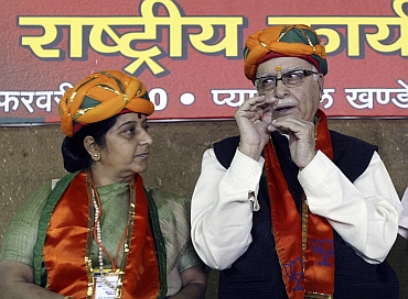 Senior BJP leaders L K Advani and Sushma Swaraj visited Sudheendra Kulkarni in Tihar jail
