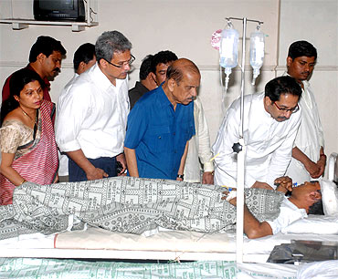 Shiv Sena leader Uddhav Thackeray visits the injured victims at the hospital