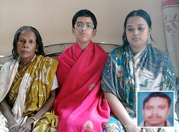 Latika Das with daughter-in-law Pronoti and son Abhishek. Inset Baburam