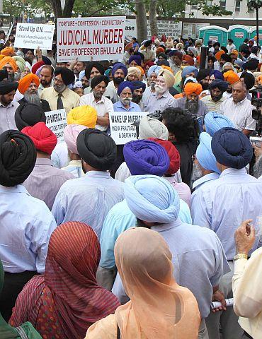 Sikhs protest Bhullar's death penalty near UN