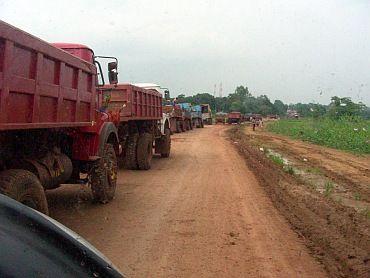 Trucks carrying iron ore in Bellary