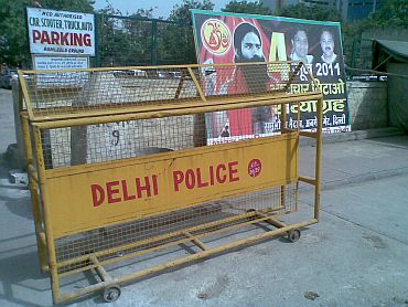 The barricaded entrance to the site of Baba Ramdev's fast against corruption in New Delhi