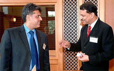Congress spokesperson Manish Tiwari with his BJP counterpart Rajiv Pratap Rudy at Yale Univesrity