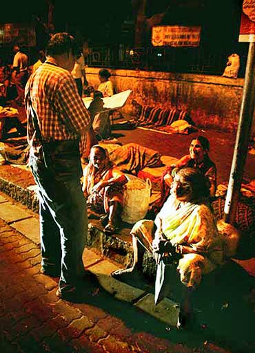 A night spent with Mumbai's homeless