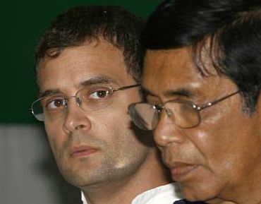 Oscar Fernandes with Rahul Gandhi