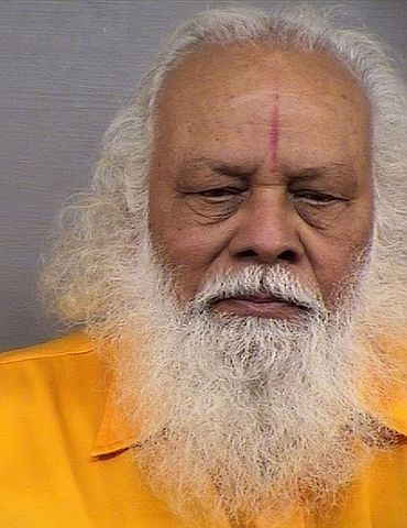 Guru convicted for molestation in US goes missing