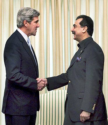 US Senator John Kerry with Pakistan's Prime Minister Yusuf Raza Gilani at the prime minister's residence in Islamabad