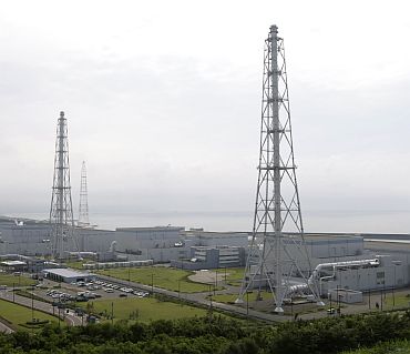 Tokyo Electric Power Co's Kashiwazaki-Kariwa nuclear power plant is seen in Kashiwazaki in this July 18, 2007 file photo