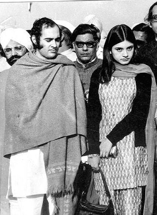 Sanjay Gandhi with Maneka