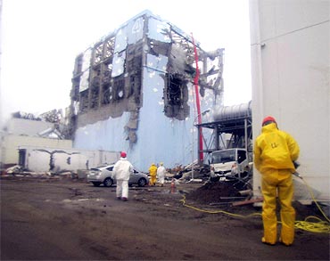 Efforts to spray water into the no. 4 reactor at the Fukushima Daiichi Nuclear Power Plant