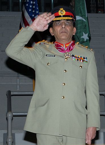 Kayani against no-first-use of nuclear weapons
