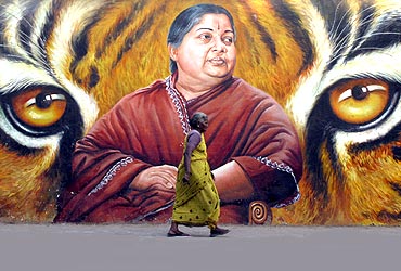 Jayalalithaa become chief minister for the third time