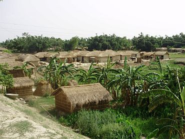 The villagers now take shelter under straw huts