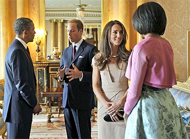 Obama and First Lady Michelle Obama talk to Britain's Prince William and Catherine, Duchess of Cambridge