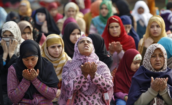 Panel BLASTS govt over Sachar report on Muslims