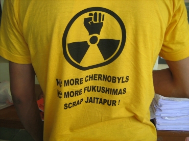 A T-shirt against nuclear plants