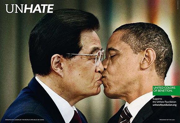 Ad shows US President Barack Obama kissing his Chinese counterpart Hu Jintao