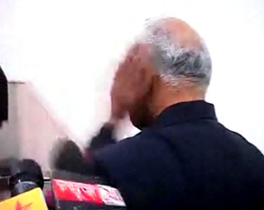 NCP leader Sharad Pawar was slapped by a protestor