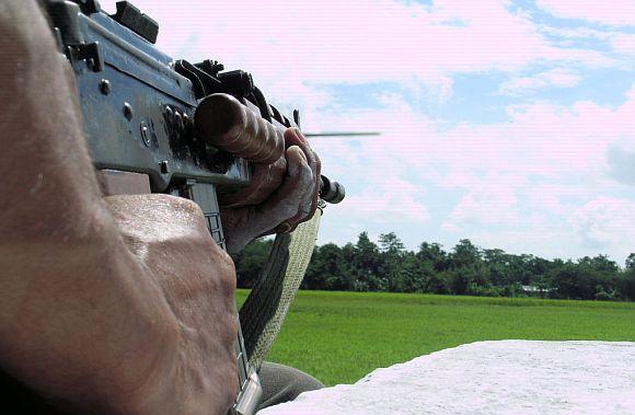 India goes shopping for a new assault rifle